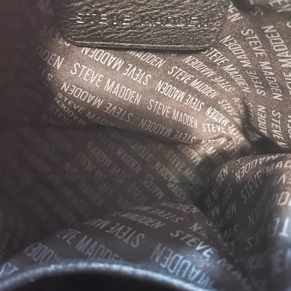 Steve Madden crossbody - Picture 6 of 7